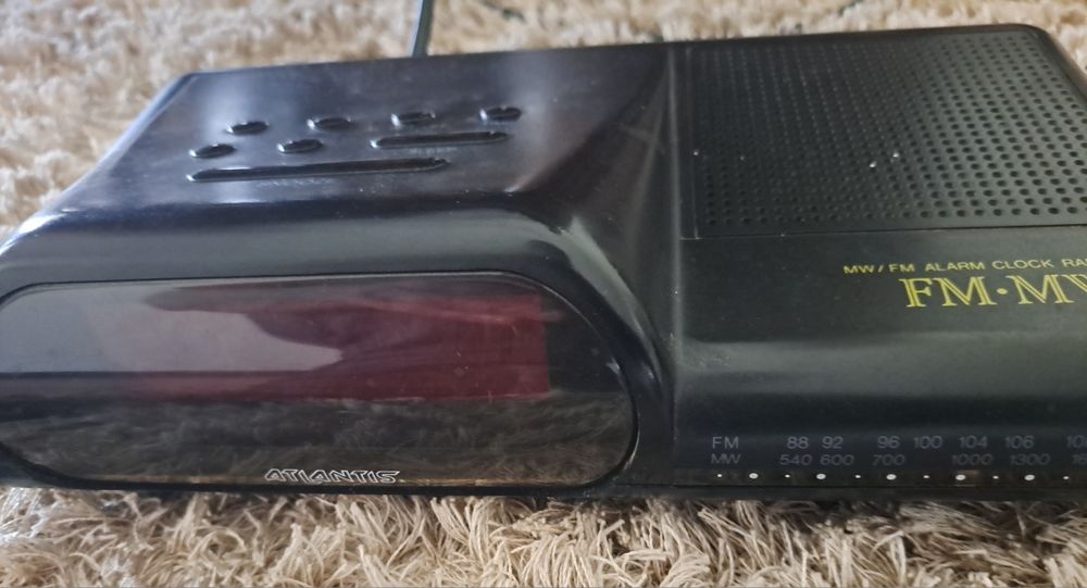 Relógio / Rádio Despertador