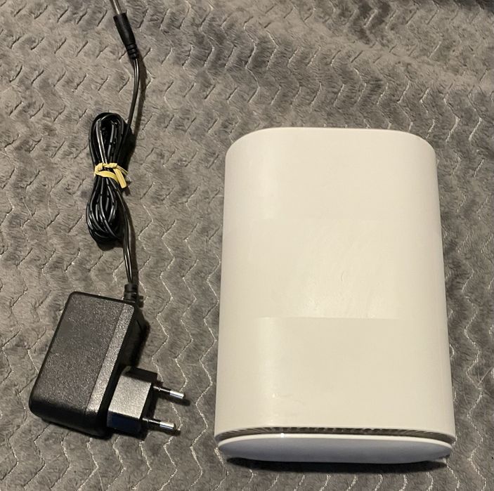 ZTE MC801A 5G LTE 3,6Gbps (Wi-Fi 6 1800Mb/s a/b/g/n/ac/ax)