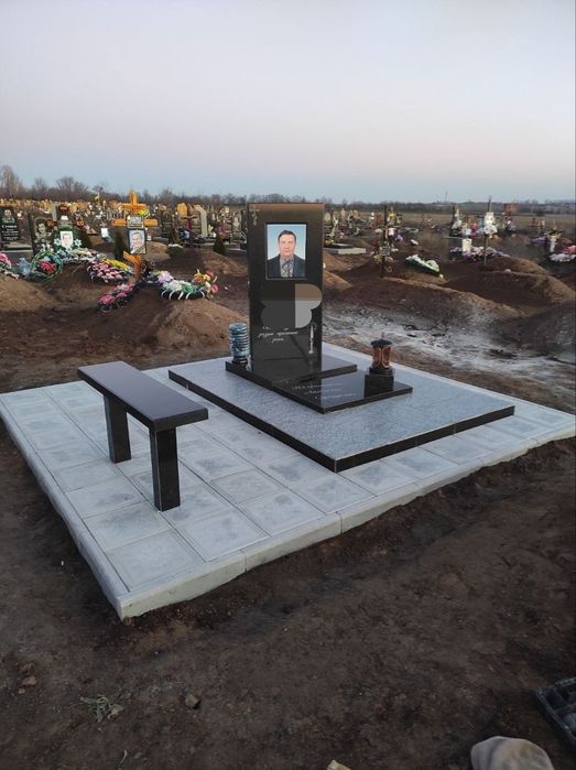 Гранитные памятники