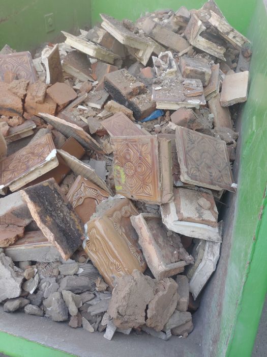 Sprzątanie strychów i piwnic