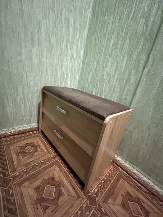 Тумба для обуви . Пуф в прихожую