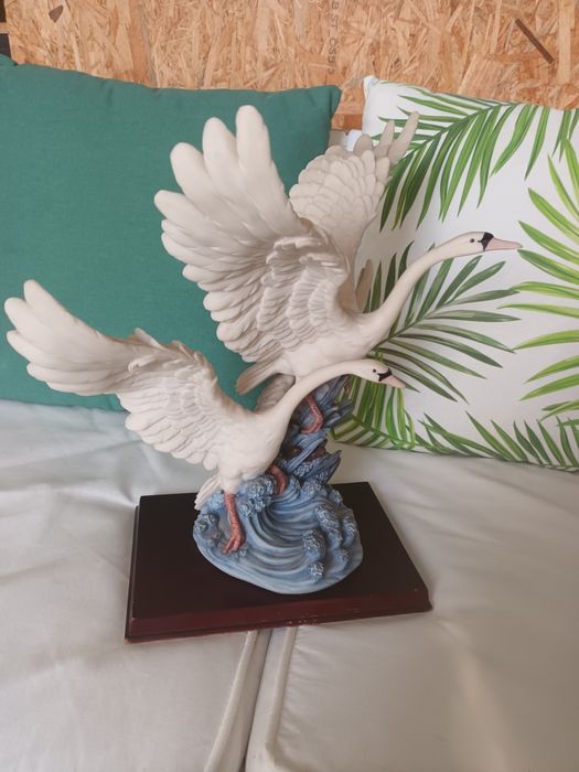 Conjunto de cisnes (muito bom estado)