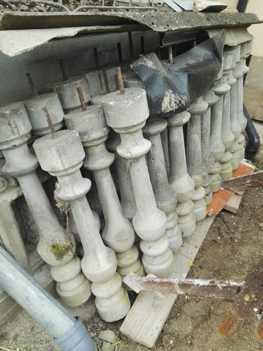 Бетонні балясини