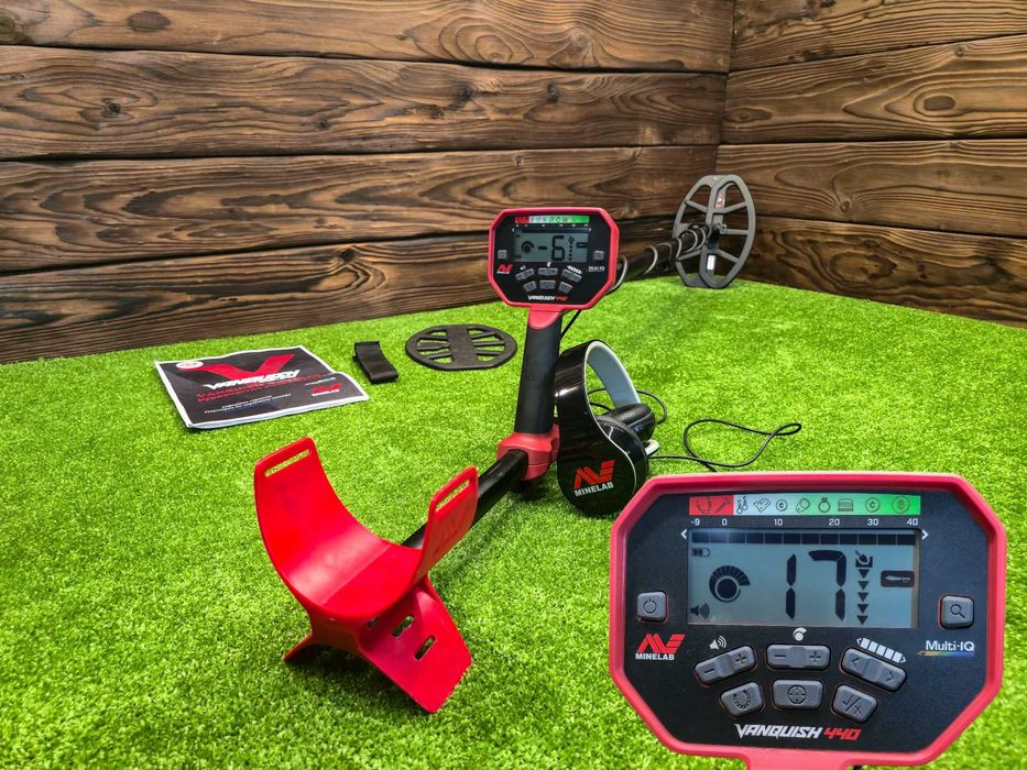 Металошукач Minelab Vanquish 440