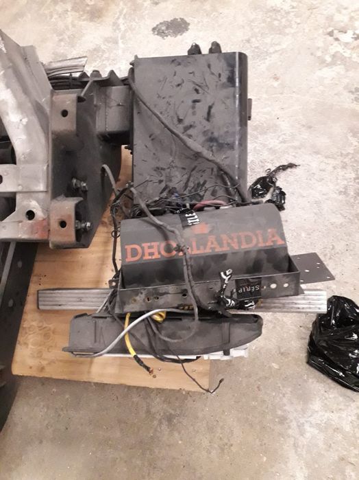 Mercedes sprinter 4.6T 415 bascula DHOLLANDIA completa 2008