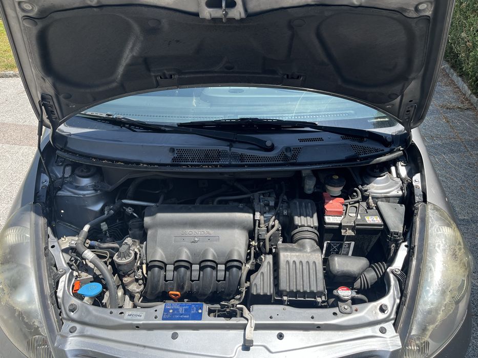 Honda Jazz 1.2 75cc 5 portas  ano 2005 — photo 3