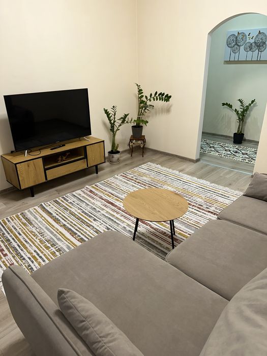 Подобова оренда в центрі.( Без відключення світла)