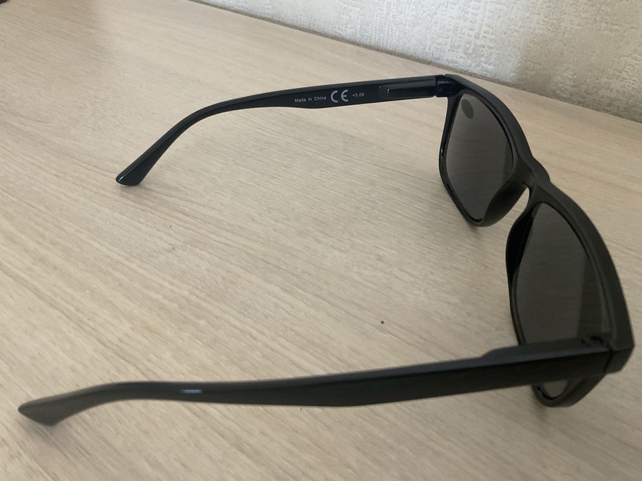 Солнцезащитные очки для чтения с черно-серой линзой +3,0