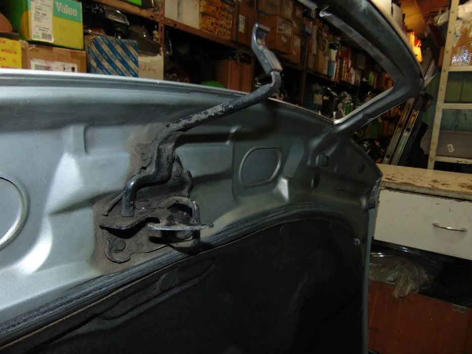 Audi A4 capot " nova de stock antigo