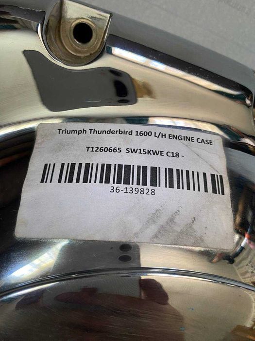 Triumph Thunderbird 1600 Кришка двигуна triumph 1260663