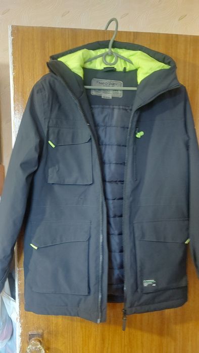 Продам куртку демісезон рост 158