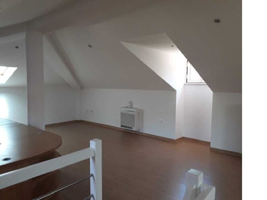 Quinta T3 inserida numa área de 3 hectares com boas infraestruturas