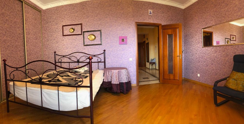 Продам дешево 120м ремонт мебель ЖК Чайка Лобановского метро 10мин