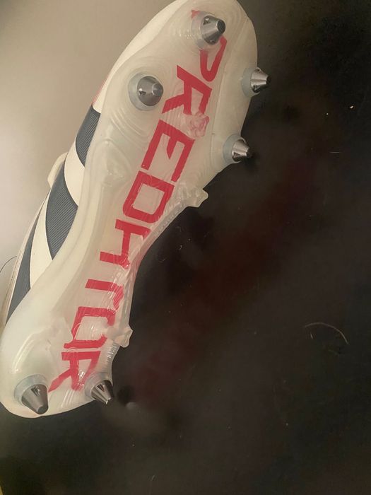 Chuteiras de futebol Nike e adidas 39 novas uma SG e outra AG