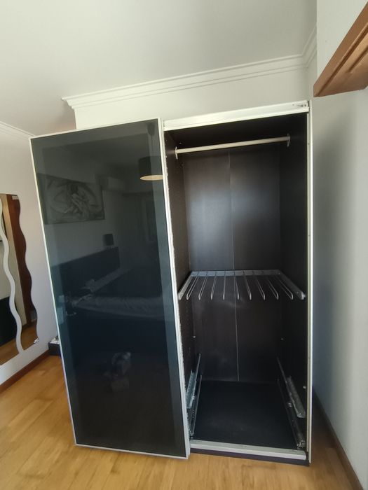 Roupeiro Pax IKEA
