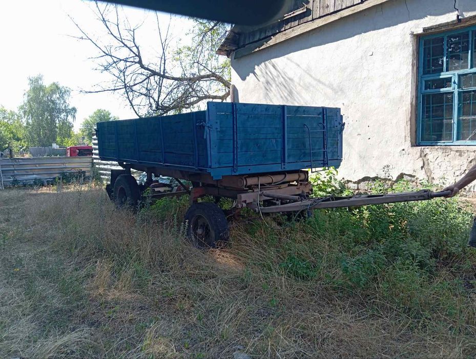 Причіп  тракторний