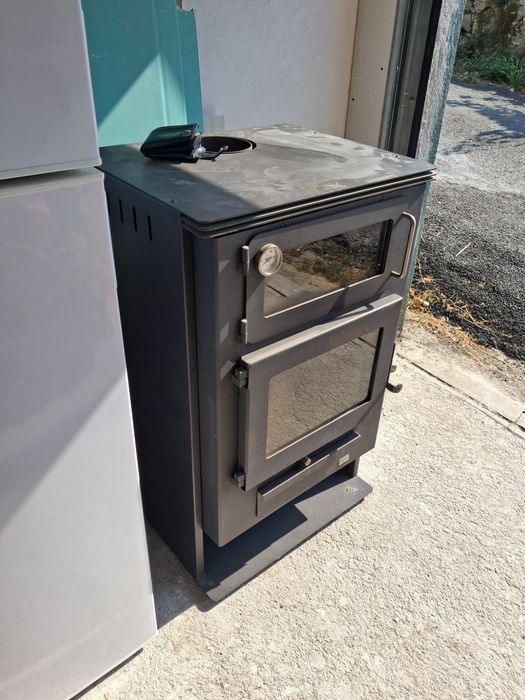 Salamandra a Lenha com Forno (Marca Alpis) - Excelente Oportunidade