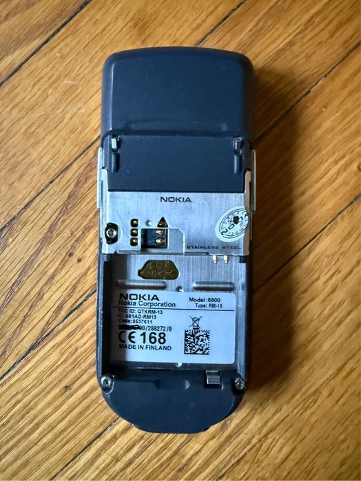 Nokia 8800 classic silver