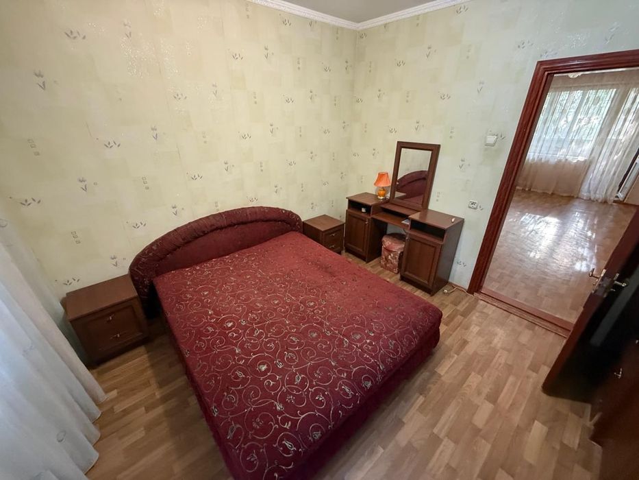 Продам отличную 2х комнатную квартиру на Намыве.