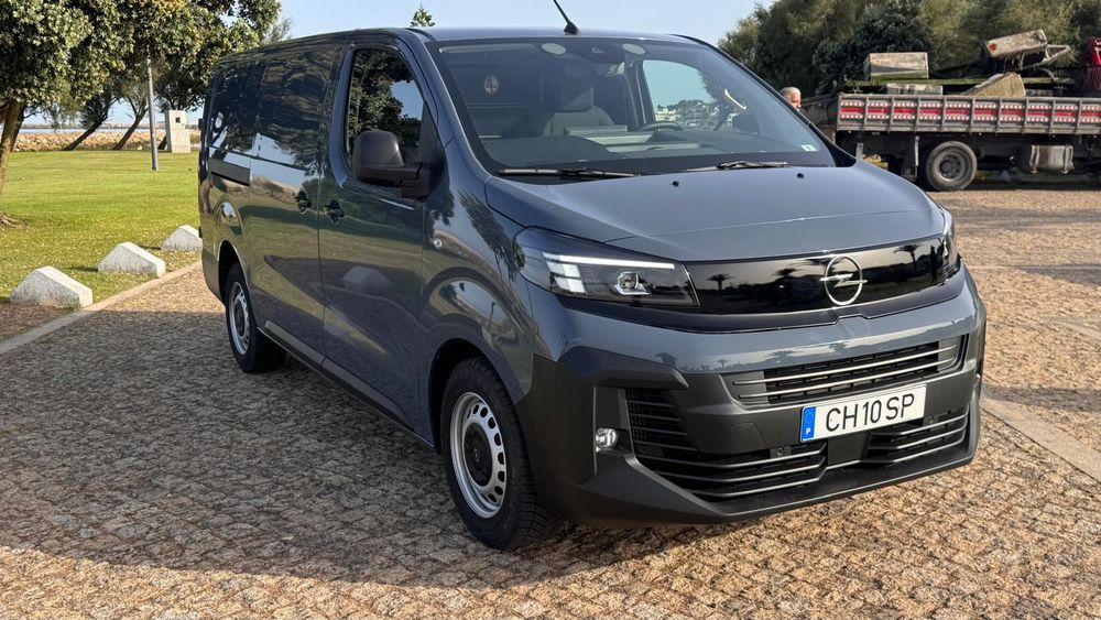 Opel Vivaro 1.5 CDTi L3H1 Essentia