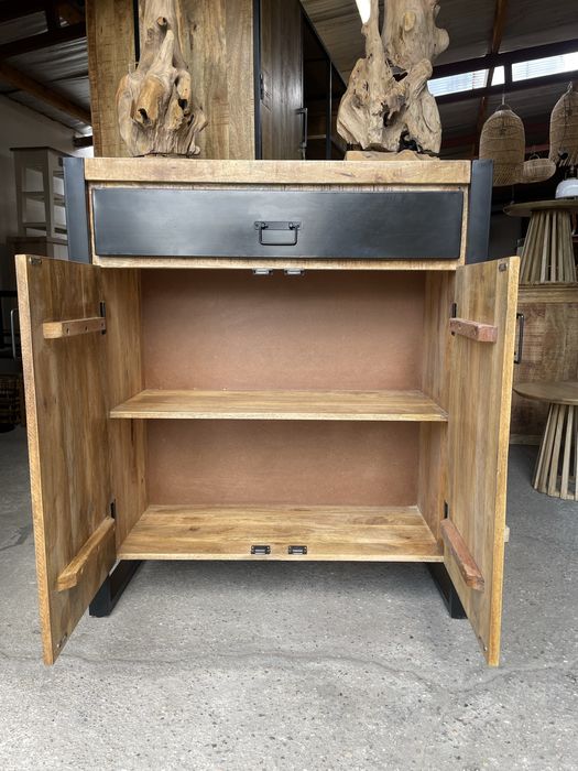 Komoda/ drewno egzotyczne/styl industialny