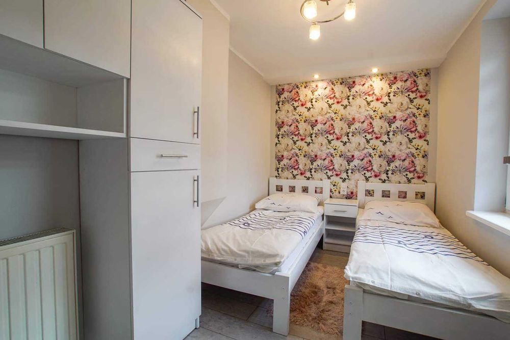 Noclegi w apartamentach/pokojach ,, Pod Łysicą''