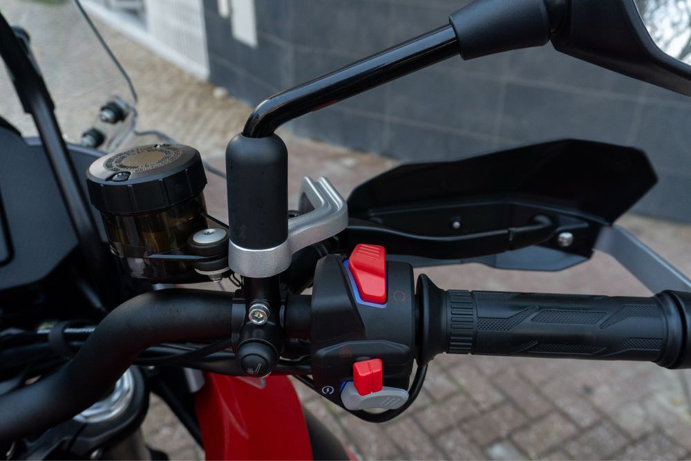 QJ Motor SRT 700 X - Garantia até 2031 - desde 120€/mês financiamento