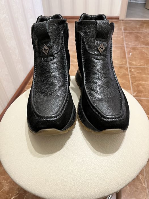 Взуття взуття взуття.