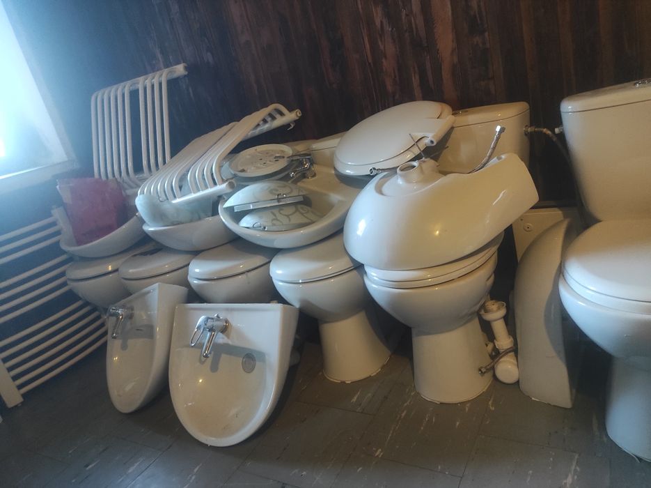 Umywalki , grzejniki