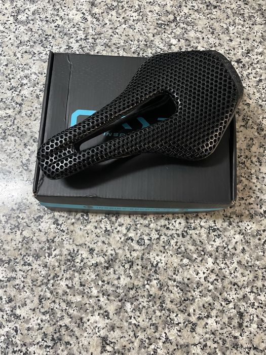 Karbonowe siodełko Ryet Aircode 3D