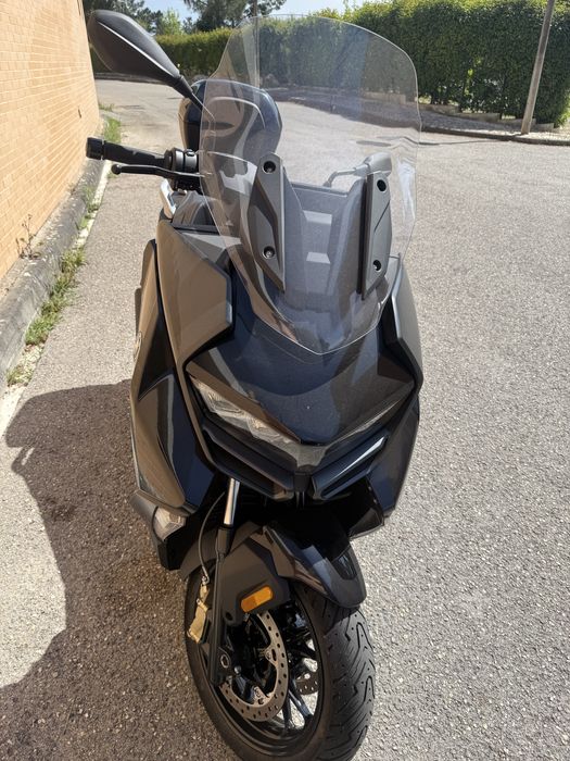 BMW C400 GT triple black