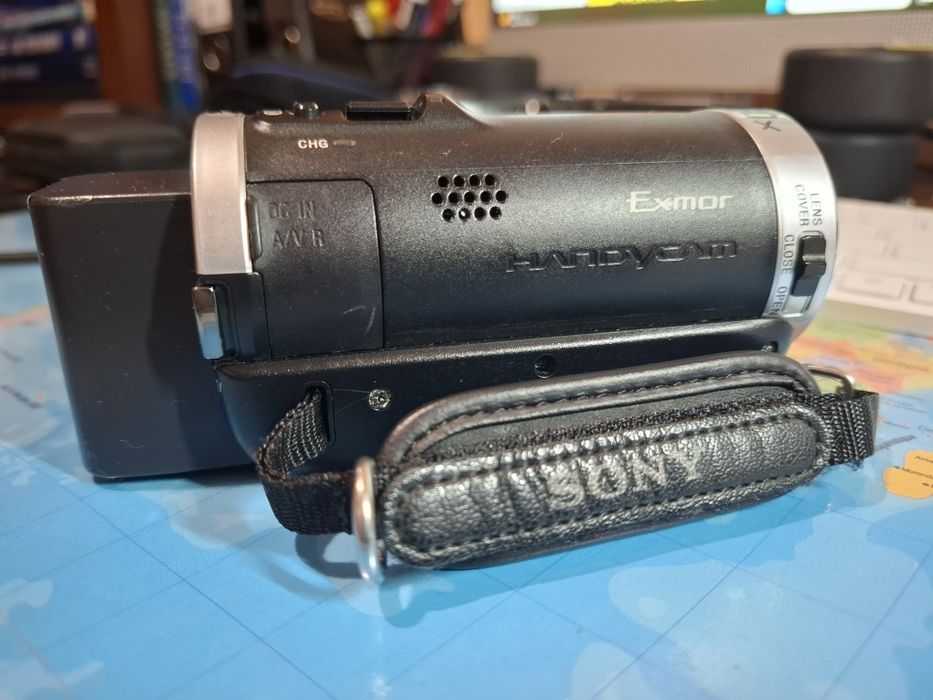 Rezerwacja. Kamera Sony Handycam HDR-CX105