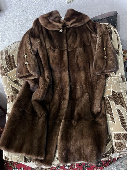 Натуральна норкова шуба