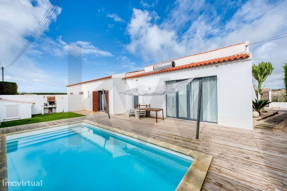 Moradia T3 com piscina em Sagres
