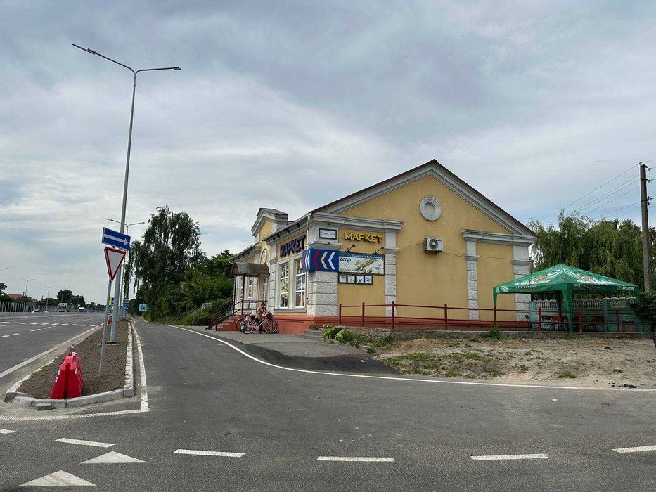 Продається діючий магазин с.Лемеші