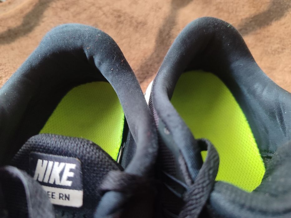 Кросівки жіночі  NIKE