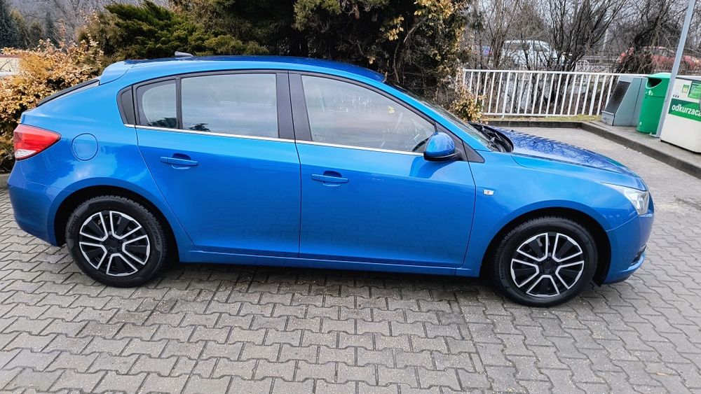 Chewrolet cruze LTZ  1.8 bezyna +LPG
