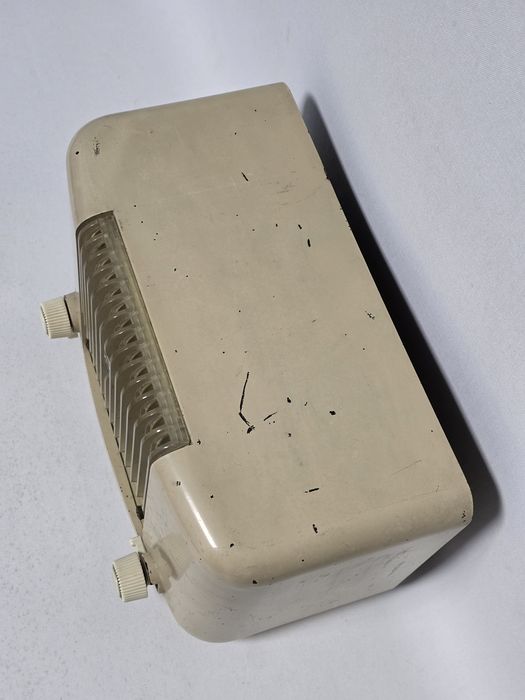 Rádio antigo reparado Philips