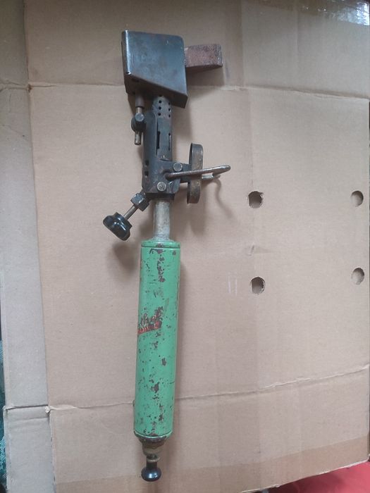 Ручной бензиновый паяльник