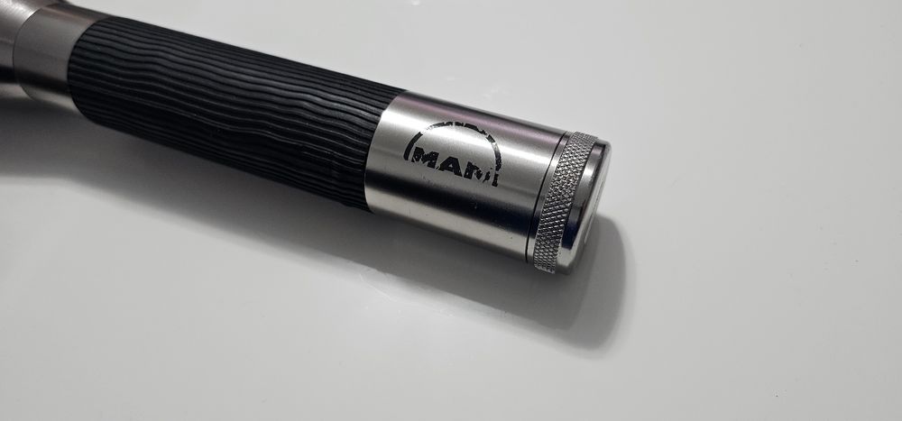 Latarka MAN METmaax metalowa