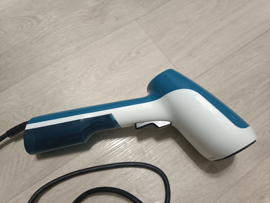 Продам отпариватель Tefal
