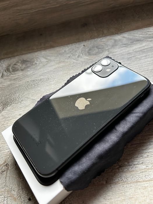 Telefon iPhone 11