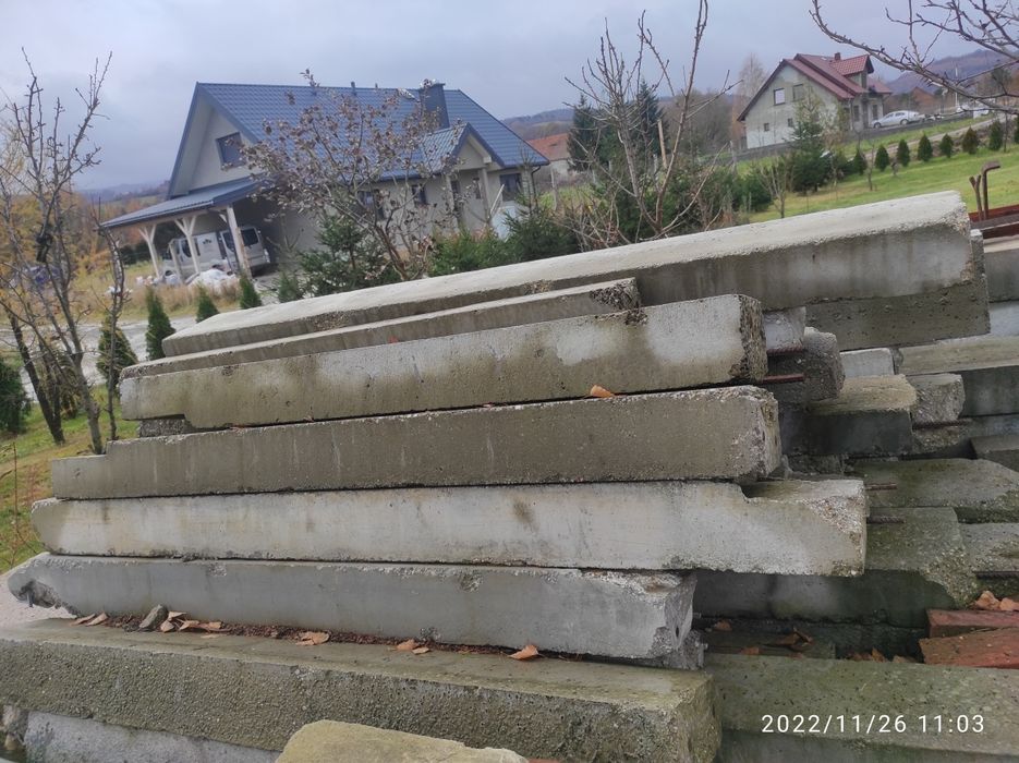 Żelbetowe płyty ,słupy