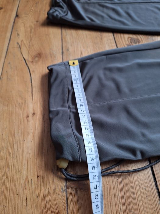 Damskie sportowe szorty za kolano ¾ Adidas rozmiar S 36