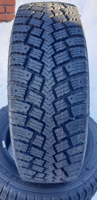 215/70R16c Glob Gum Extrema