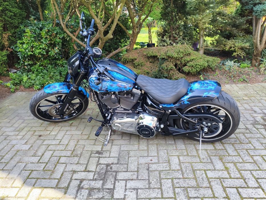 Harley Davidson breakaut FXSB 103 z 2014 roku