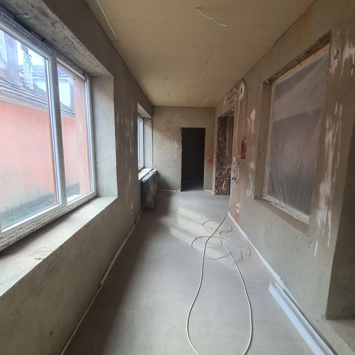 Продається будинок в центральній частині м.Берегове