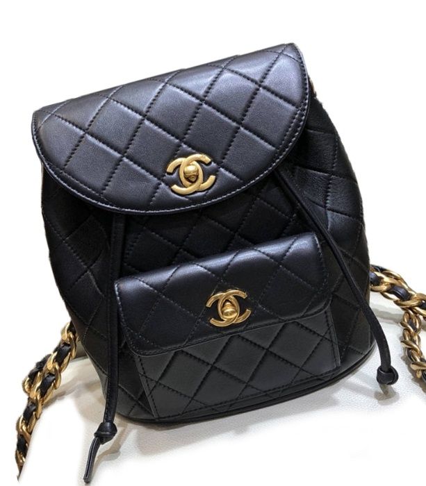 Mochila Mala Bolsa Chanel lambskin leather flap backpack