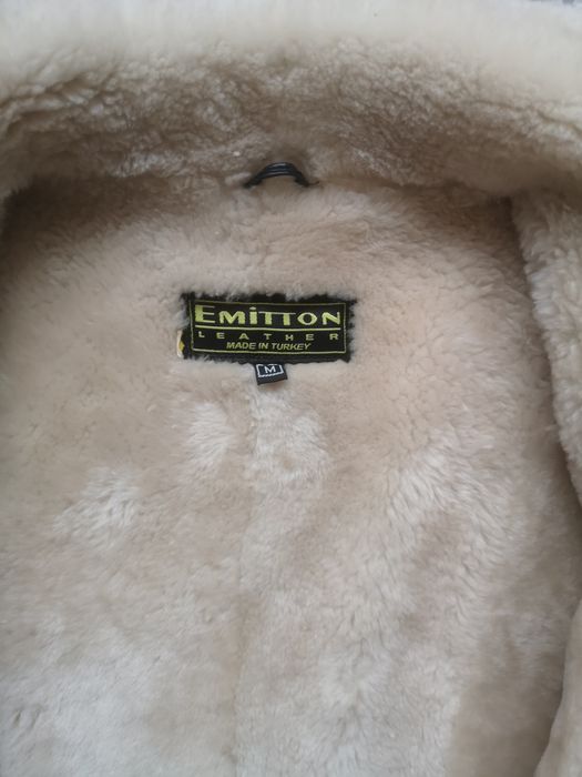 Жіноча дублянка з якісної натуральної шкіри. Розмір М. Стан ідеал.