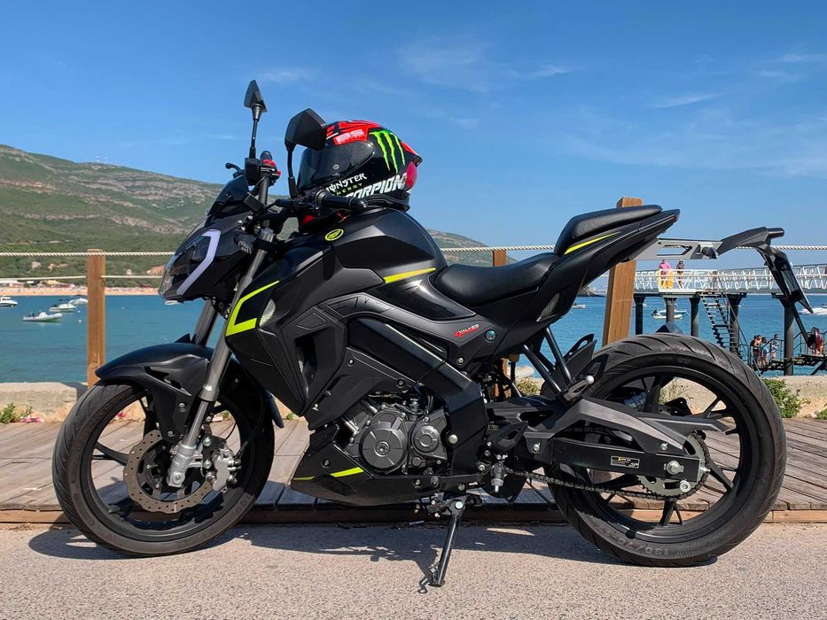 Keeway RKF 125 (2022) – Semi Nova | Sem Acidentes | Muito Estimada